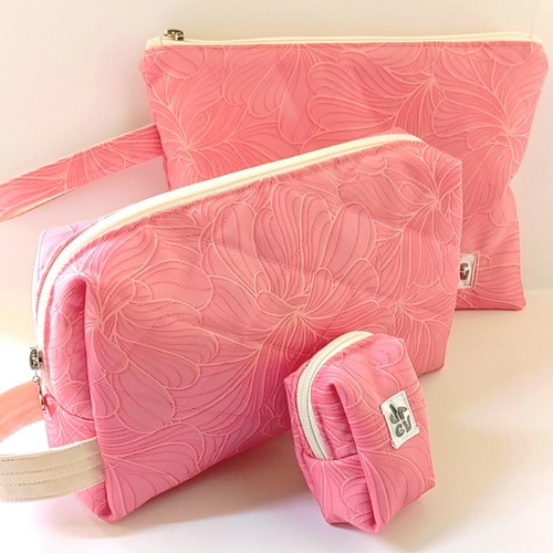 Bloom set of 3 cosmetic bags new, pink quilted design