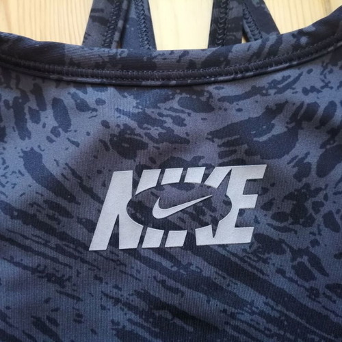 Nike Dri-FIT women's sports bra XXL
