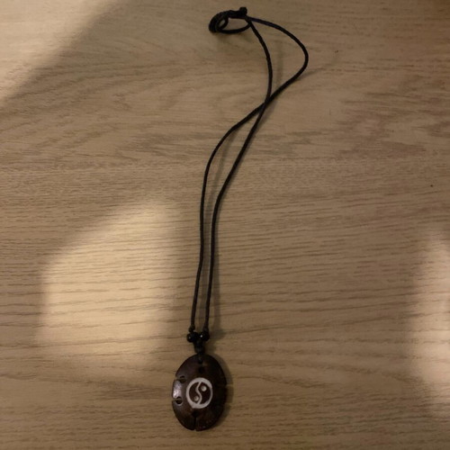 Ying Yang necklace like new, black and brown