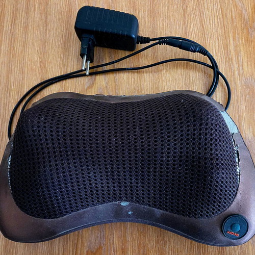 Electric neck massage pillow used with heating function