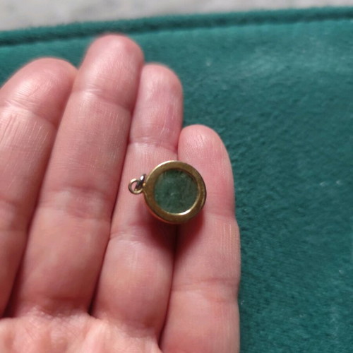 Pendant with semi-precious green stone like new