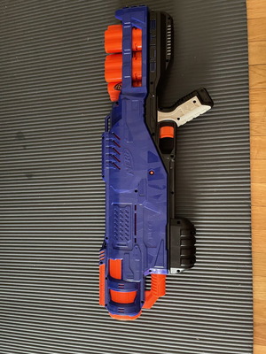 Nerf N Strike Elite 2.0 Trilogy blaster used with 2 darts