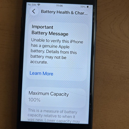 Apple iPhone SE (2nd Gen) 64GB black restored