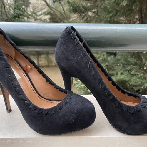 Castor suede pumps Zara size 39 like new, black