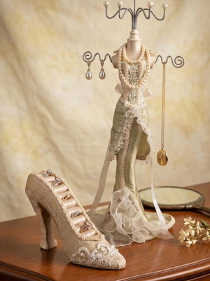 Jewelry Organization Stand Set of 2 with Romantic Vintage Style