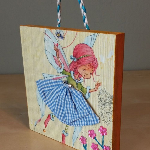 Decorative hanging frame like new 15cm x 15cm