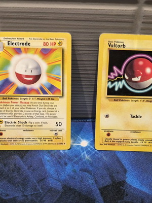 Pokemon cards Electrode Non-Holo Rare and Voltrob Base set 1999 used