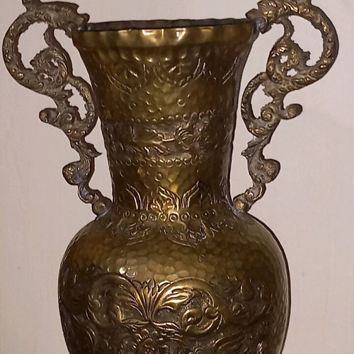 Vintage brass vase with dragon handles like new