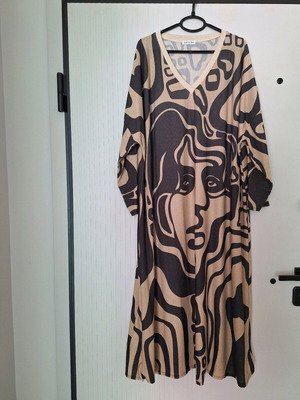 Lurex φόρεμα μακρύ oversize σε χρυσό και μαύρο σαν καινούργιο