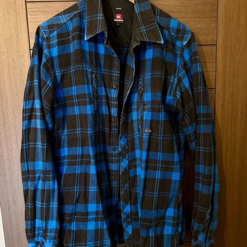 Quiksilver checked shirt large used, black and blue