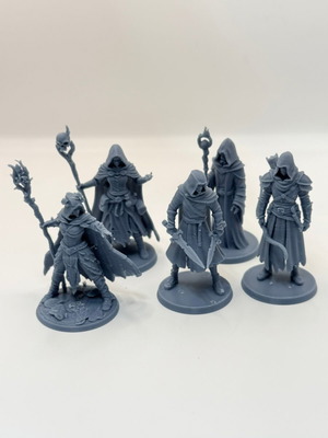 DnD 5 Hooded Heroes set like new