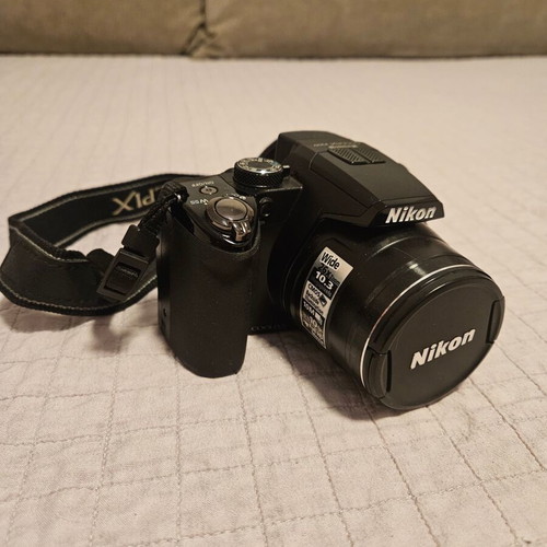 Nikon Coolpix P100 camera like new