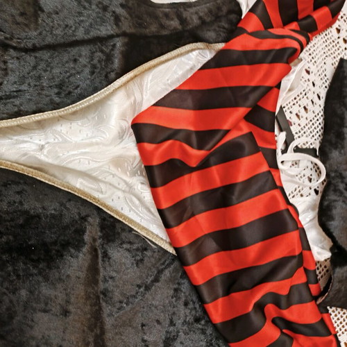 Pirate carnival costume like new for 13-year-olds