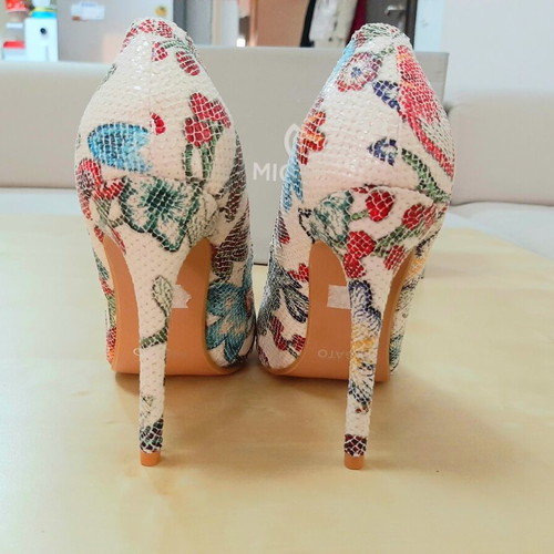 Migato pumps new, white floral print, size 37