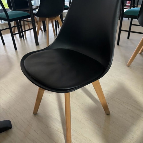 Black chairs like new, pack of 32, ideal for cafes