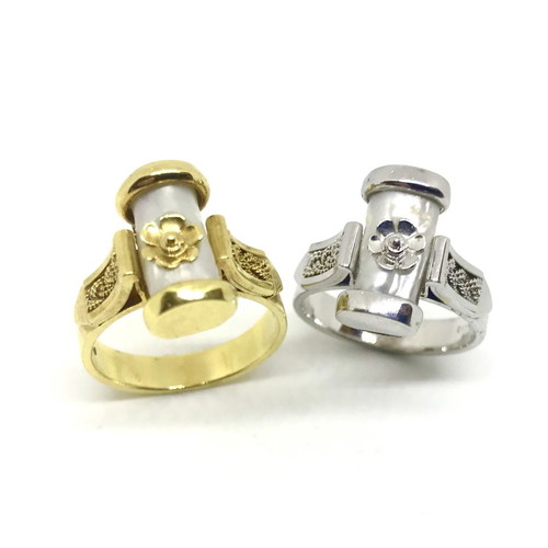 18k ring with pearl handmade from gold