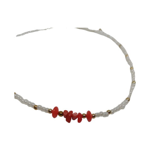 Necklace new with white beads, steel beads and red coral