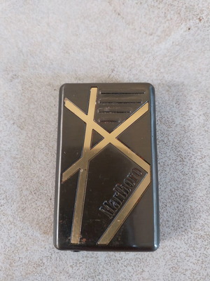 Marlboro vintage metal lighter like new, 1980s geometric design
