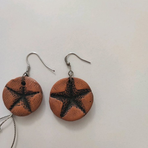 Clay earrings with starfish print new
