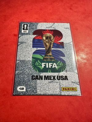Panini FIFA World Cup 2026 Adrenalyn XL επίσημο έμβλημα τρόπαιο #624 ασημένιο σαν καινούργιο