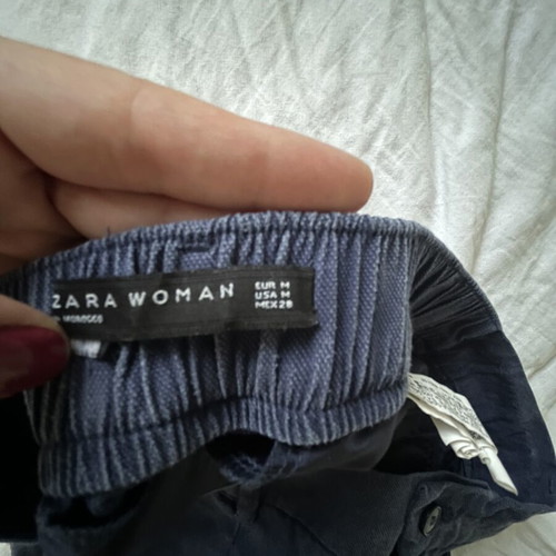 Zara pants medium size used