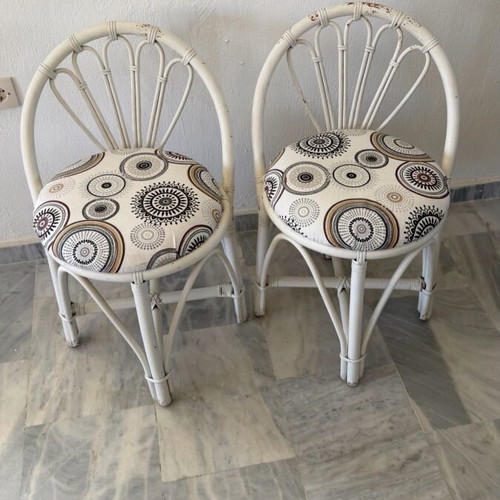 Bamboo outdoor furniture set used, white, 1 table, 1 loveseat, 2 chairs