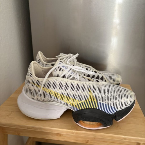 Nike Air Zoom SuperRep 2 athletic shoes like new, size 37.5, white