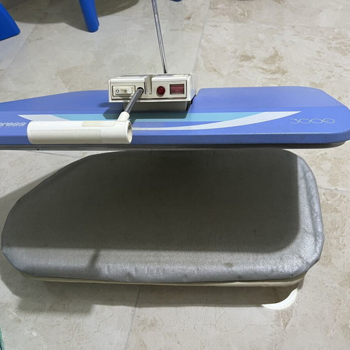 Elnapress 3000 ironing press like new, 1150 watts, Swiss made