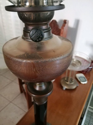 Grand Banquet Oil Lamp like new with authentic Motador 20" burner