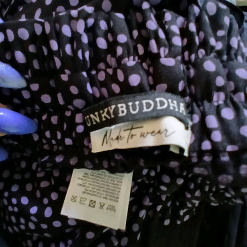 Funky Buddha summer pants size medium new, viscose lilac and black