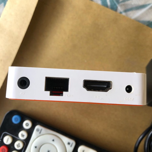 Google Box like new for converting TV to smart