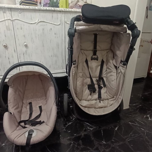 Cam 3-in-1 stroller like new with adjustable seat and car seat