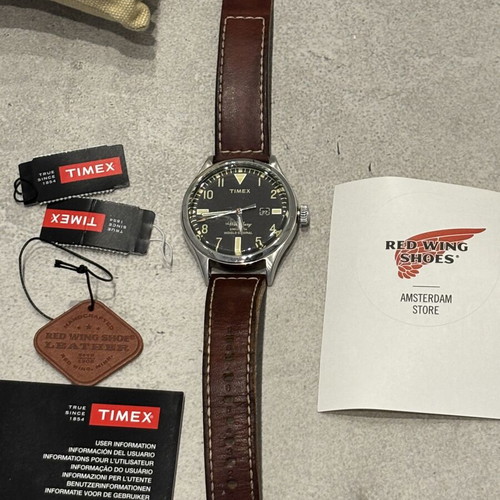 Red Wing Timex Watch like new, unisex, brown leather strap