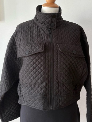 Μπουφάν Zara μαύρο καπιτονέ σαν καινούργιο, oversized, μέγεθος S