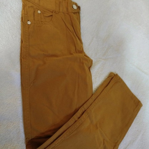 Pants used for 10-11 years old in excellent condition