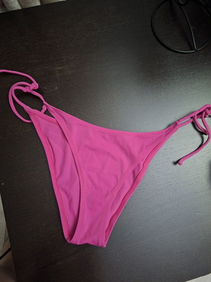 Calzedonia pink adjustable swimsuit bottom Large, like new
