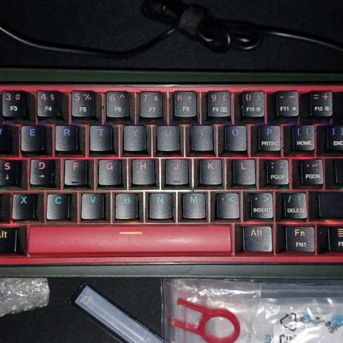 Redragon K617 FIZZ Gaming mechanical keyboard 60% like new with RGB lighting