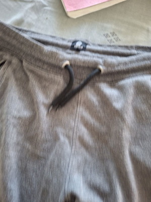 Admiral men's sports shorts used, grey melange with zipper pockets