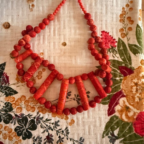 Unique Necklace with Genuine Coral new