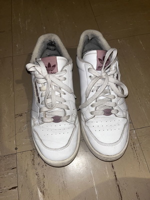 Adidas Originals Continental 80 αθλητικά μεταχειρισμένα, νούμερο 38 2/3, άσπρα με ροζ λεπτομέρειες
