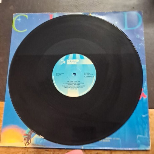 Clad Song of Arabia record used, good condition