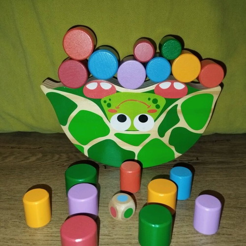 Wooden children's skill development game like new