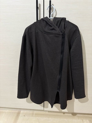 Ζακέτα Sinsay μεταχειρισμένη oversized με κουκούλα και φερμουάρ