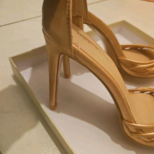 Gold-bronze sandals like new, size 40