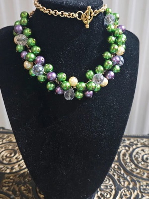 Colorful adjustable necklace
