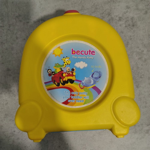 Becute Portable Yo-Yo Potty