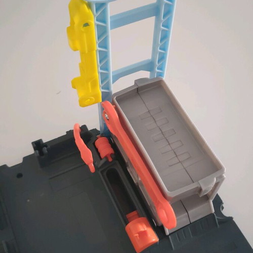 Hot Wheels parking used