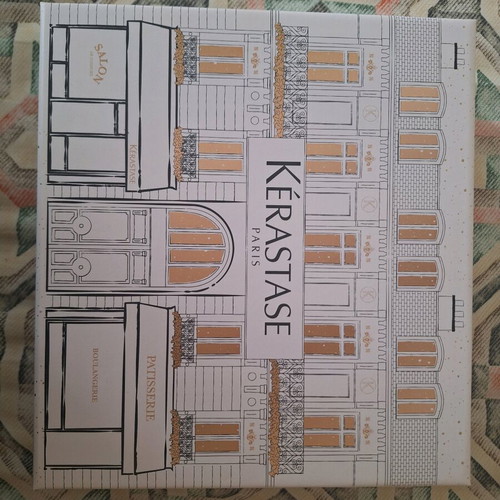 Kerastase box new, spacious
