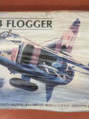 Heller Model Kit Mig-23 Flogger 1:72 new