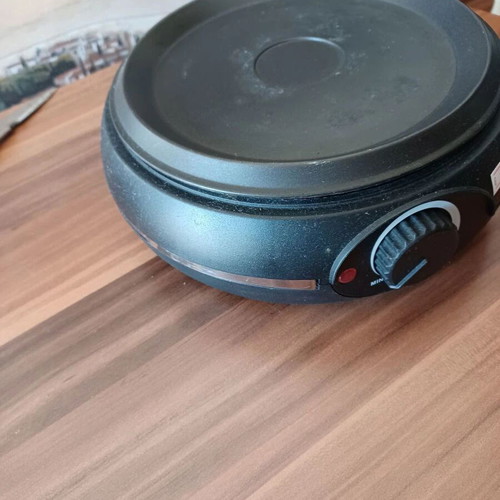 Electric Hot Plate like new, for pots up to 15.5 cm base